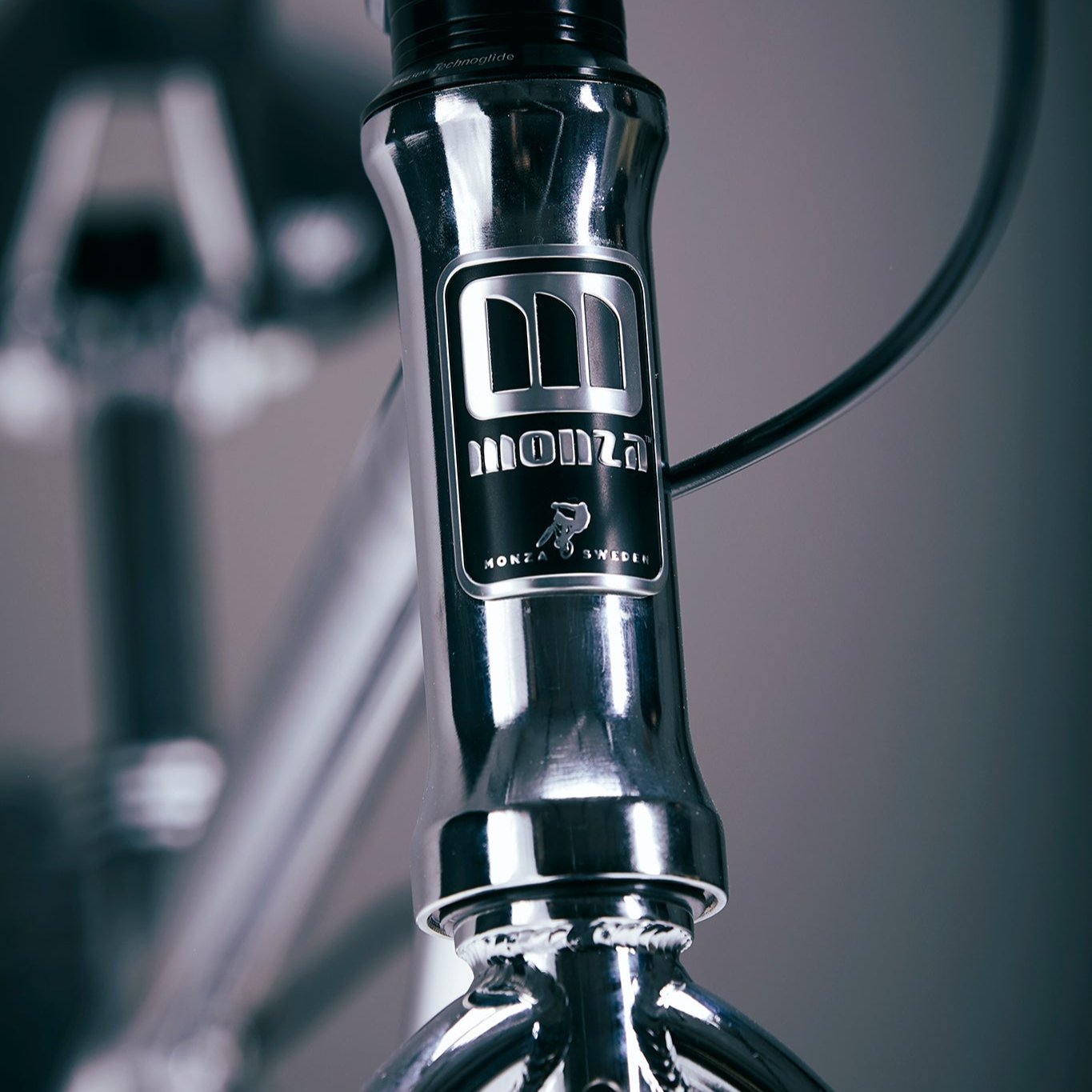 Monza 27.5" BMX Chrome/Blue